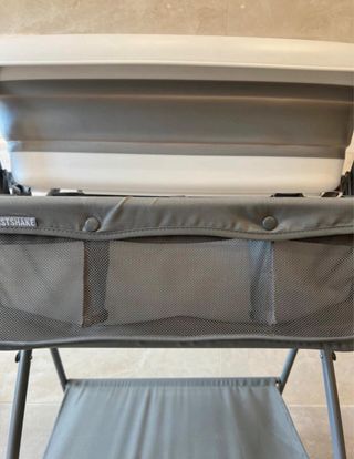 Bañera plegable Twistshake con colchón.