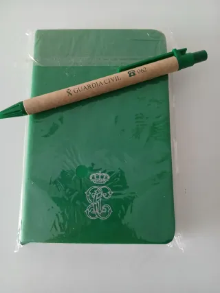 Libreta y bolígrafo Guardia Civil