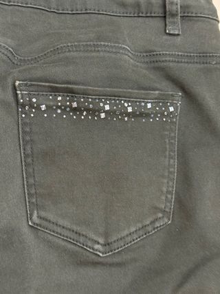 Pantalón vaquero verde T.50 Pilar Prieto