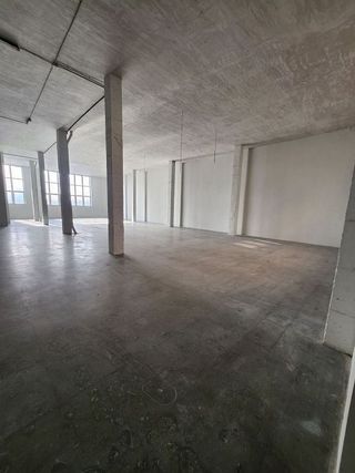 Local comercial en alquiler en Centre en Hospitalet de Llobregat, L´