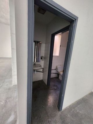 Local comercial en alquiler en Centre en Hospitalet de Llobregat, L´