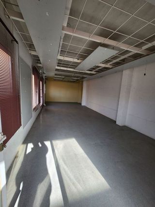 Local comercial en alquiler en Centre en Hospitalet de Llobregat, L´