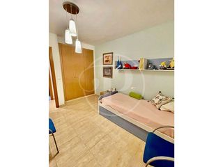 Casa adosada en venta en Aldaia