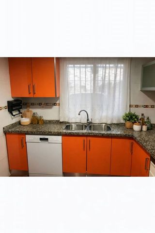 Casa adosada en venta en Cártama