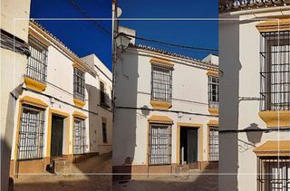 Chalet en venta en Carmona