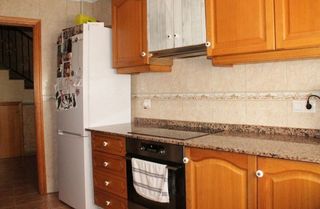 Casa adosada en venta en Pinós