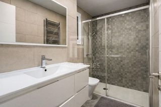 Piso en venta en La Salut en Barcelona