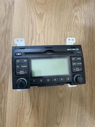 Radio CD Hyundai i30 Carátula Salpicadero
