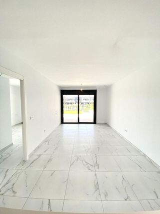 Casa adosada en venta en La Siesta - El Salado - Torreta en Torrevieja