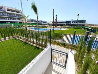 Casa adosada en venta en La Siesta - El Salado - Torreta en Torrevieja