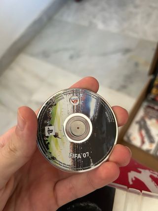 LOTE 11 JUEGOS PSP (GTA, CARS...) + MEMORY STICK