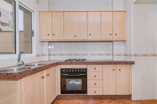 Casa adosada en venta en Loja