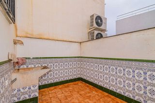 Casa adosada en venta en Loja