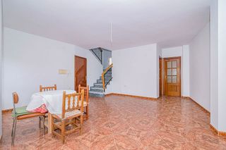 Casa adosada en venta en Loja