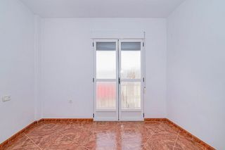 Casa adosada en venta en Loja
