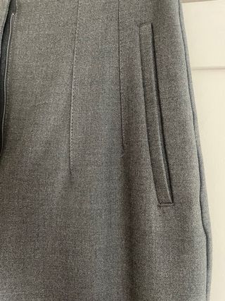 Pantalón gris Zara