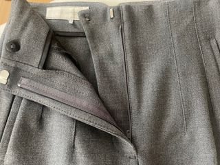 Pantalón gris Zara