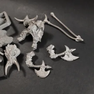 Morglum Quiebracuellos Orcos Oldhammer Metal