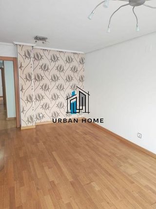 Piso en venta en La Chantría - La Lastra en León