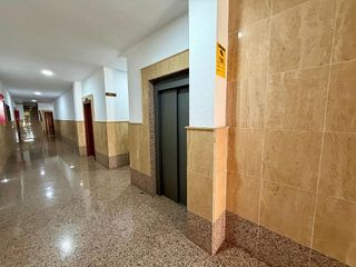 Piso en venta en San Luis en Almería