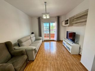 Piso en venta en San Luis en Almería