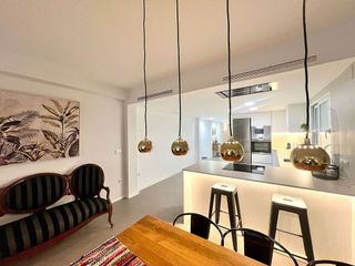 Piso en venta en Ensanche - Diputación en Alicante