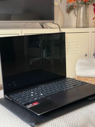 ASUS Zenbook 14 OLED - Ryzen 7 - 16GB - Gama alta