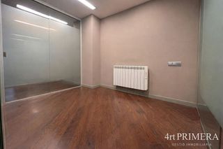 Local comercial en alquiler en Porta en Barcelona