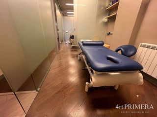 Local comercial en alquiler en Porta en Barcelona