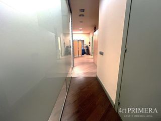 Local comercial en alquiler en Porta en Barcelona