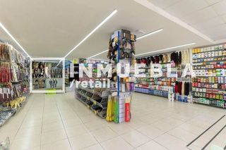 Local comercial en alquiler en El Raval en Barcelona