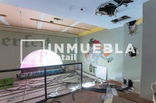 Local comercial en alquiler en El Raval en Barcelona