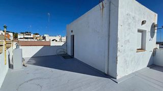 Chalet en venta en La Banda - Campo de Fútbol en Chiclana de la Frontera