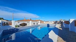 Chalet en venta en Vilamarxant