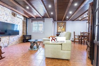 Casa adosada en venta en Cártama