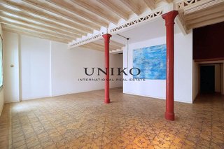 Piso en venta en El Raval en Barcelona