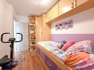 Piso en venta en Can Serra en Hospitalet de Llobregat, L´