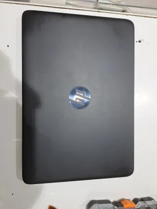 HP EliteBook 820 G1