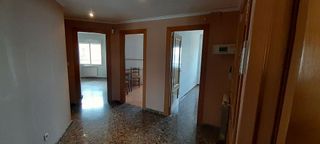 Piso en venta en Santa Cruz - Industria - Polígono Campollano en Albacete