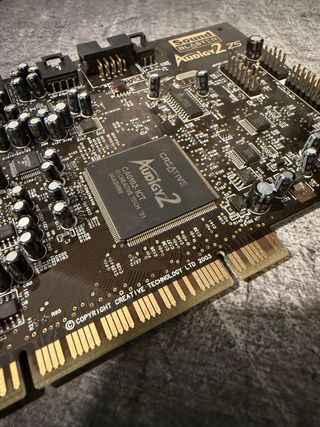 Tarjeta de Sonido Sound Blaster Audigy 2 ZS