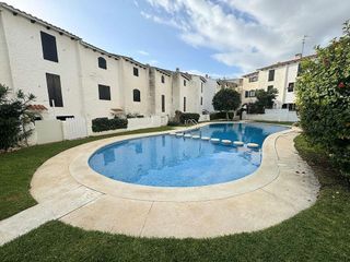 Casa adosada en venta en Sant Jordi-Babilonia en Torredembarra