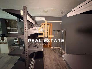 Local comercial en alquiler en Collblanc en Hospitalet de Llobregat, L´