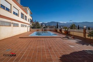 Casa adosada en venta en Bola de Oro - Serrallo en Granada