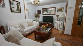 Casa adosada en venta en Estación-Manantiales en Guadalajara