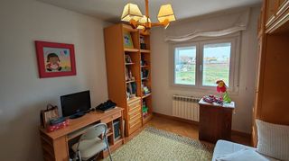 Casa adosada en venta en Estación-Manantiales en Guadalajara