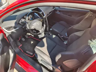 Peugeot 207 2010