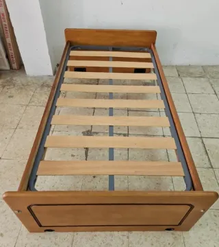 Cama 90 con colchón nuevo