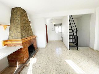 Casa adosada en venta en Paterna de Rivera