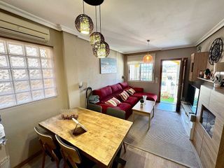 Casa adosada en venta en Urbanizaciones en Guardamar del Segura