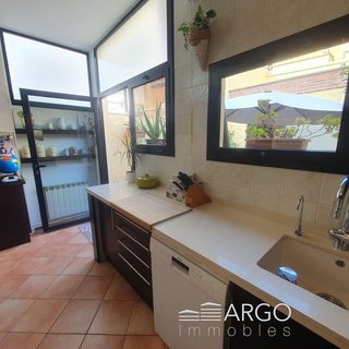 Casa pareada en venta en Centre en Rubí
